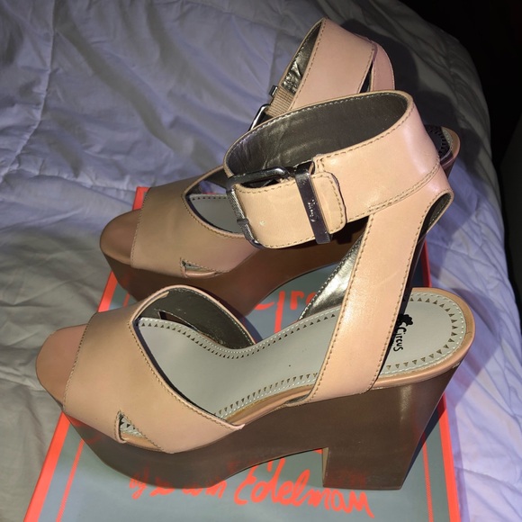 Circus by Sam Edelman Camilla Sandal - Picture 3 of 8